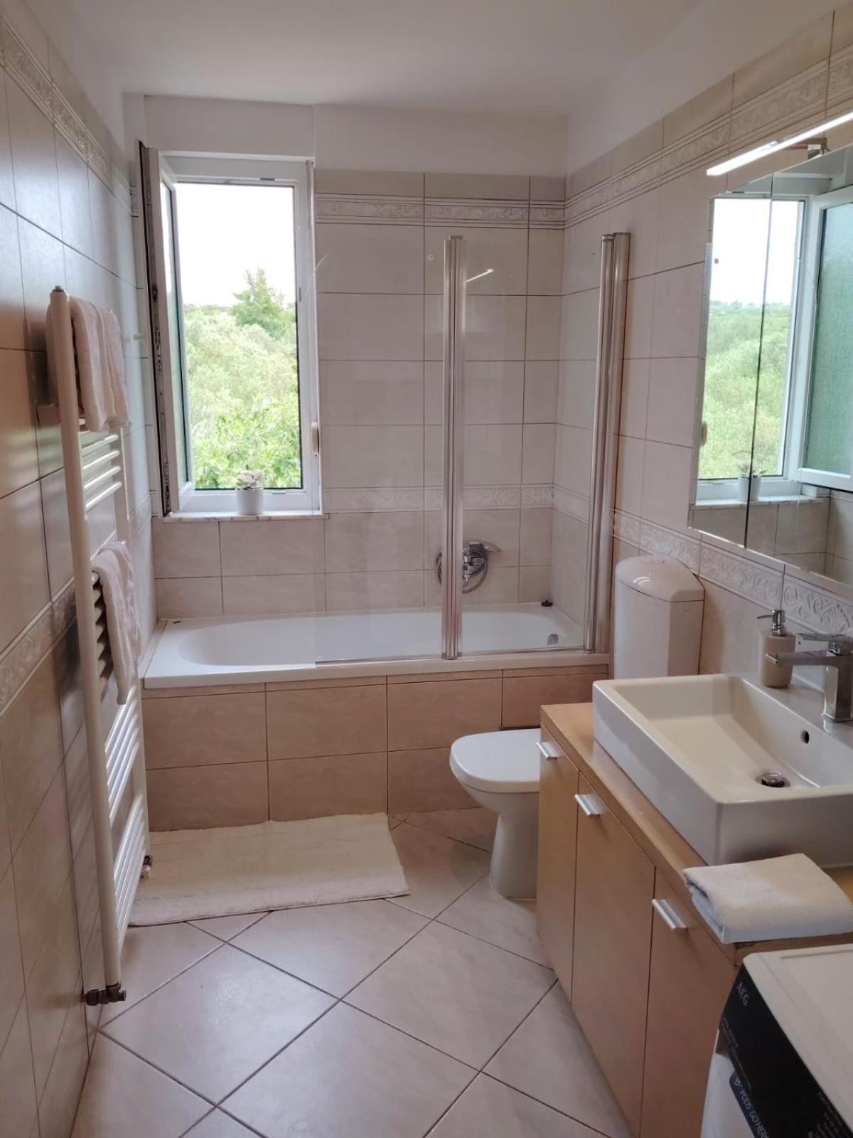 Luxury Beach Apartment Biograd Na Moru Exteriér fotografie