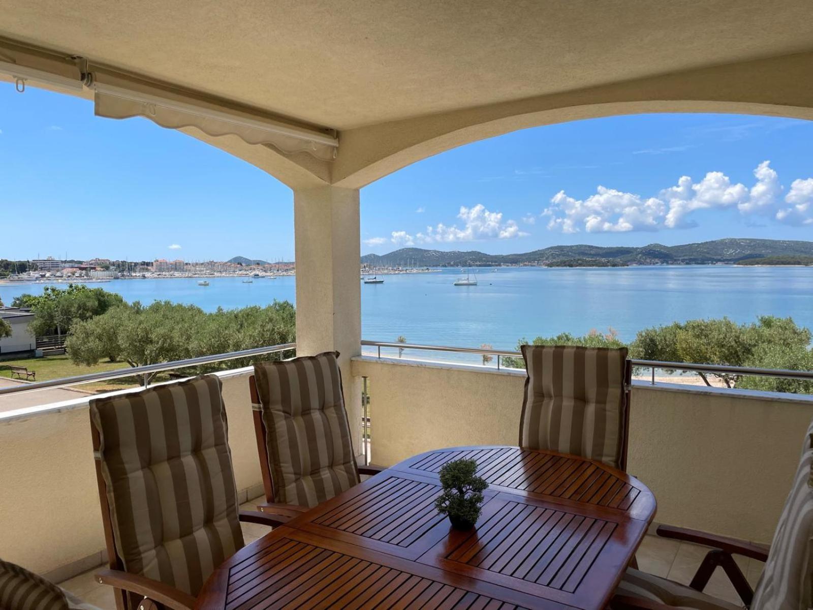 Luxury Beach Apartment Biograd Na Moru Exteriér fotografie